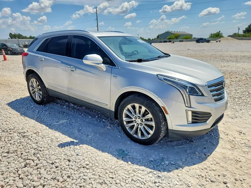 2019 CADILLAC XT5   