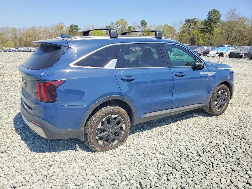 2024 KIA SORENTO   