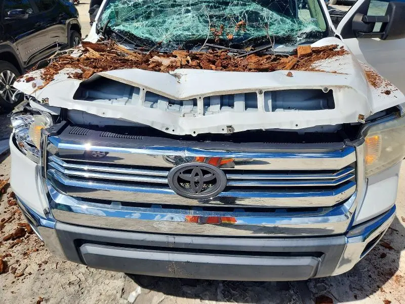 2015 TOYOTA TUNDRA SR5  