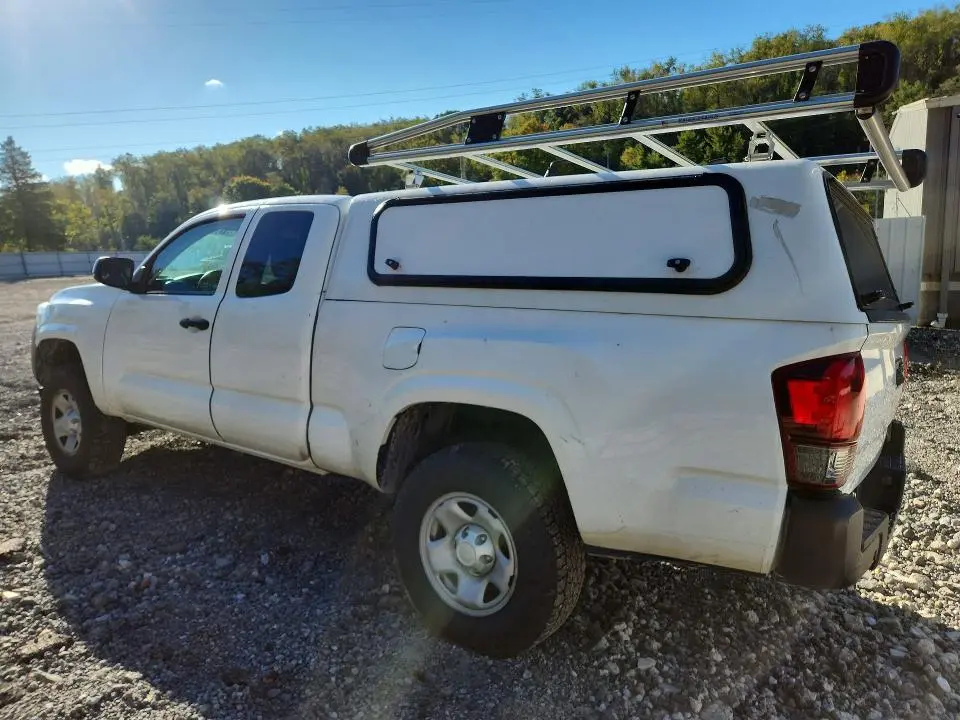 2022 TOYOTA TACOMA SR  