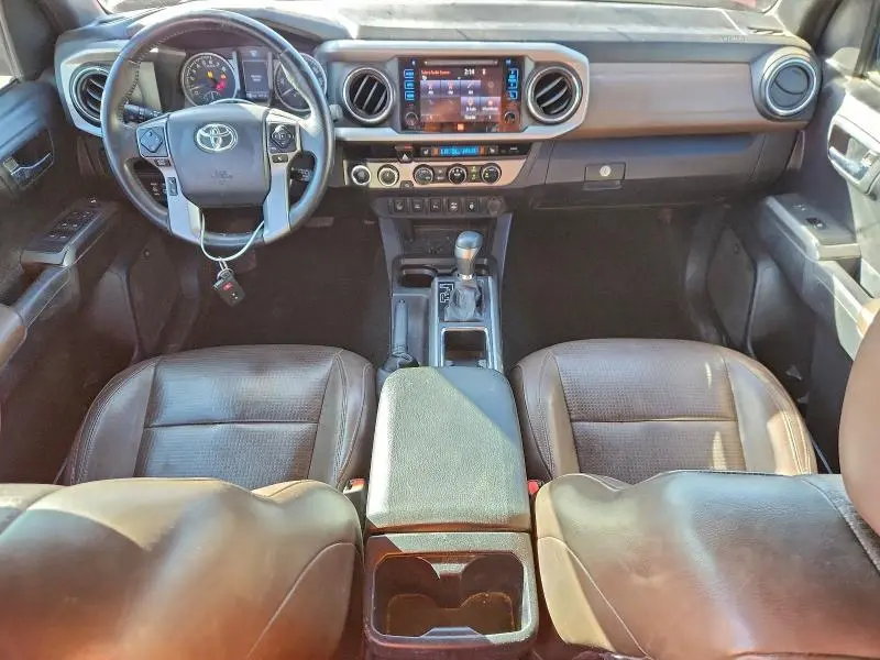 2017 TOYOTA TACOMA LIMITED  