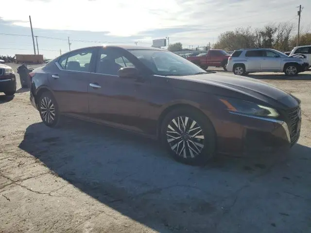 2023 NISSAN ALTIMA SV  