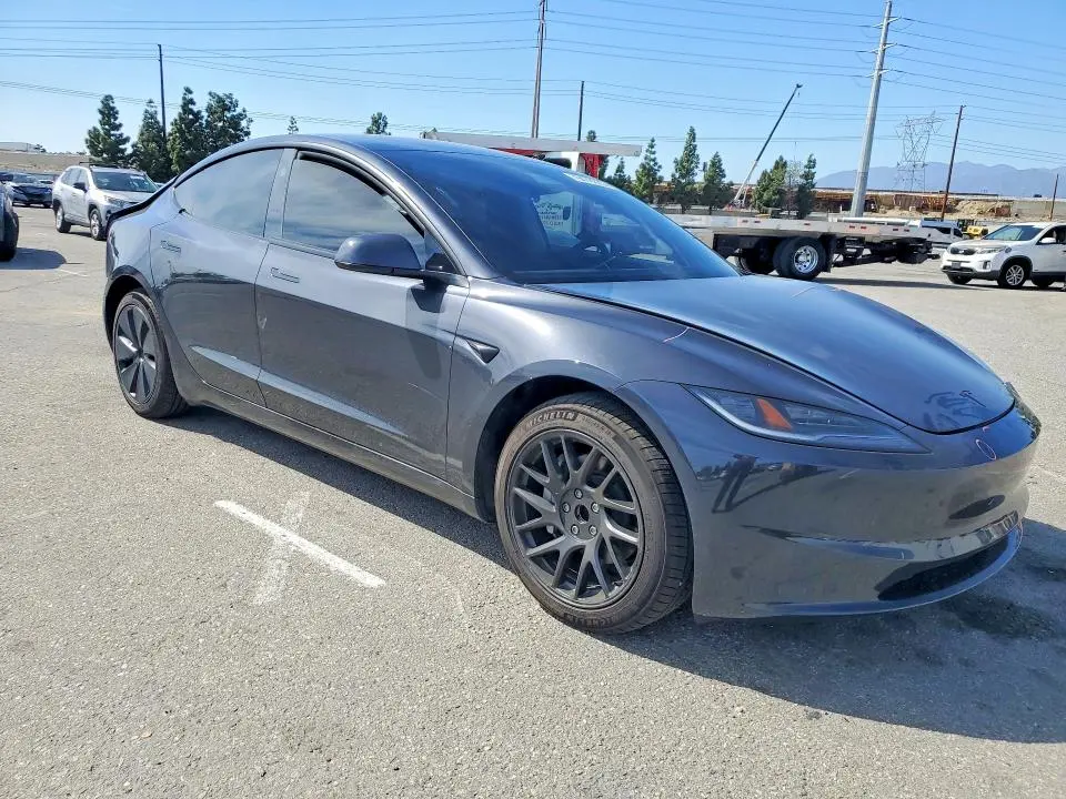 2026 TESLA MODEL 3   