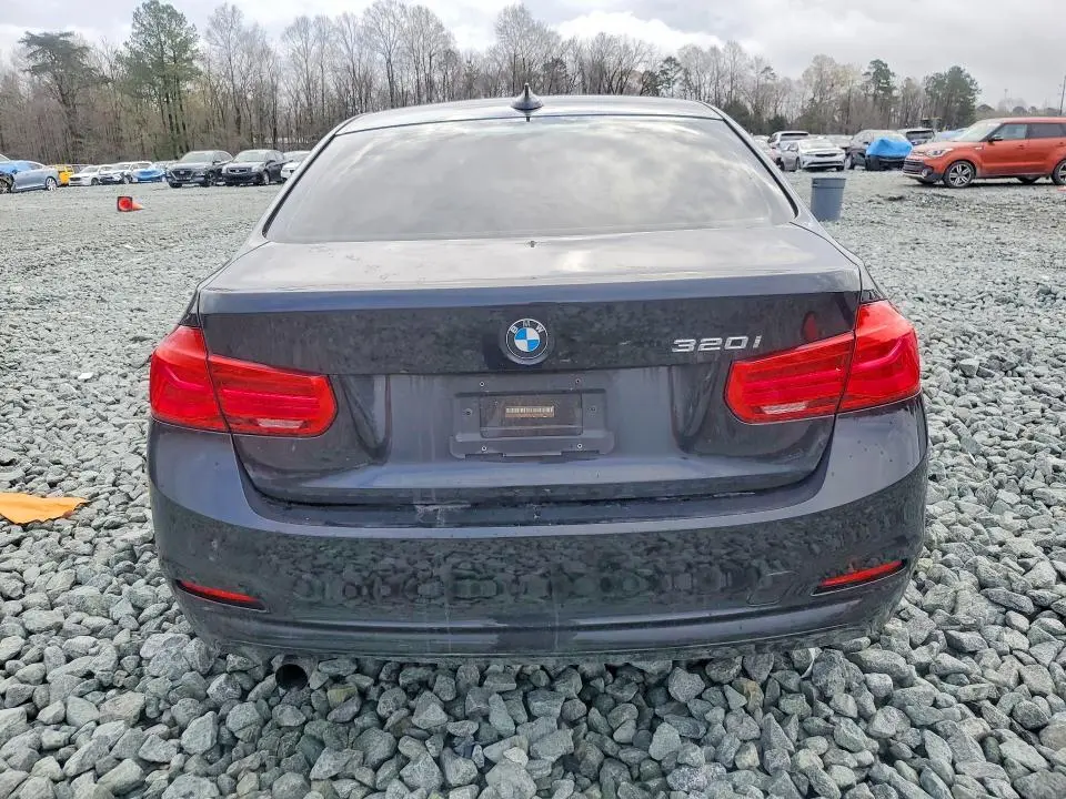 2016 BMW 320 I  