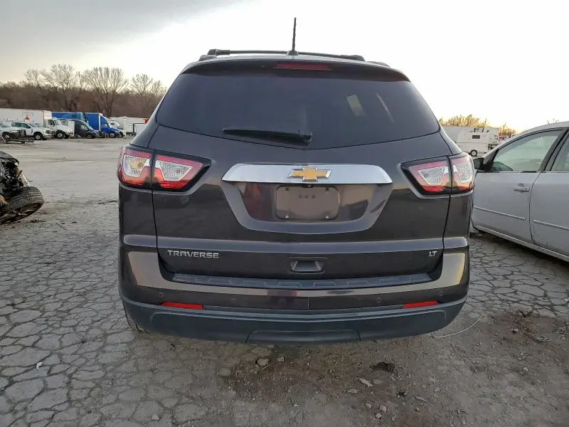 2017 CHEVROLET TRAVERSE LT  