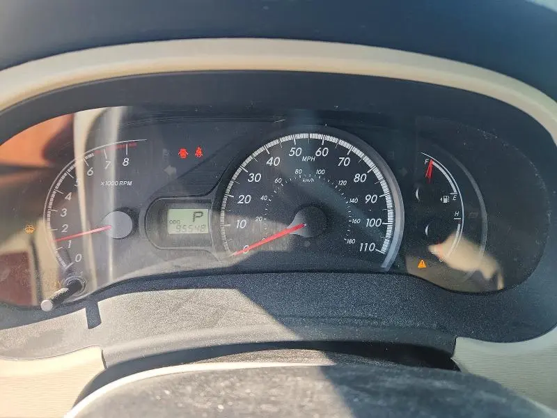 2014 TOYOTA SIENNA LE 8-PASSENGER  