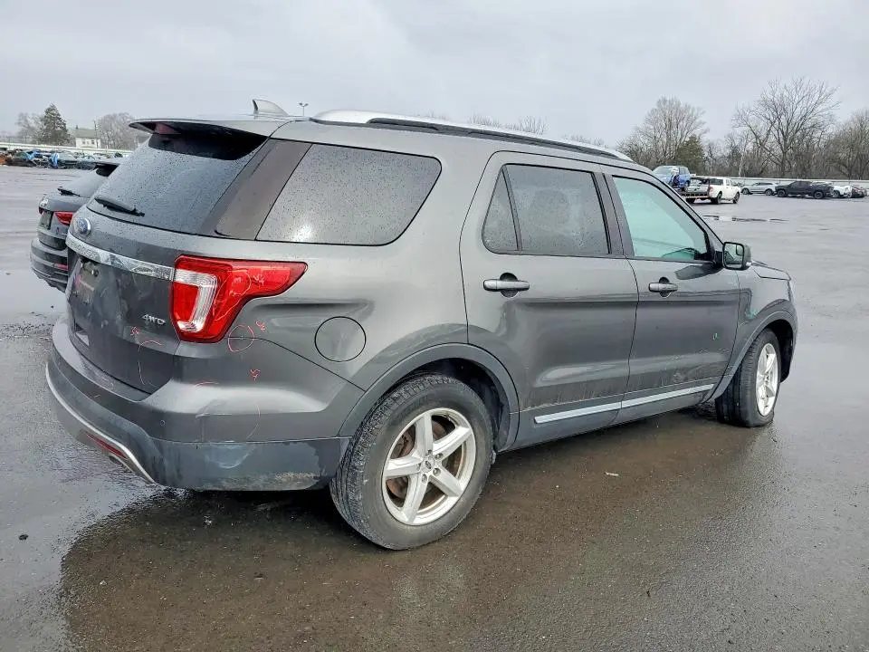 2016 FORD EXPLORER XLT  