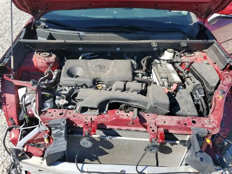 2023 TOYOTA RAV4 XLE  