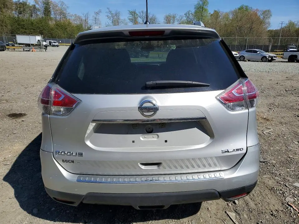 2016 NISSAN ROGUE SL  