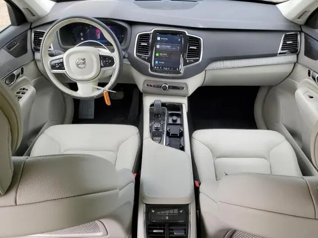 2024 VOLVO XC90 PLUS  
