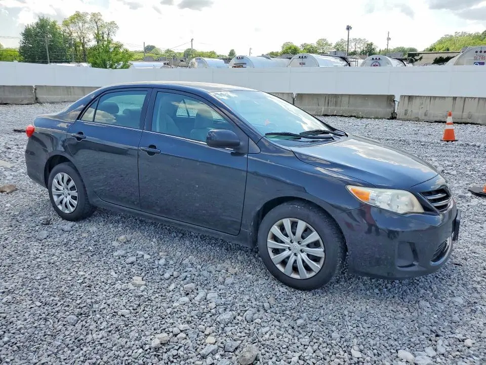 2013 TOYOTA COROLLA LE  