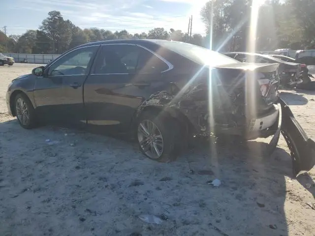 2016 TOYOTA CAMRY LE  