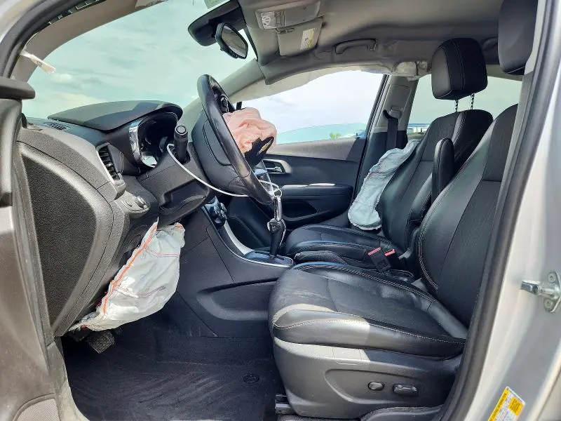 2017 CHEVROLET TRAX 1LT  