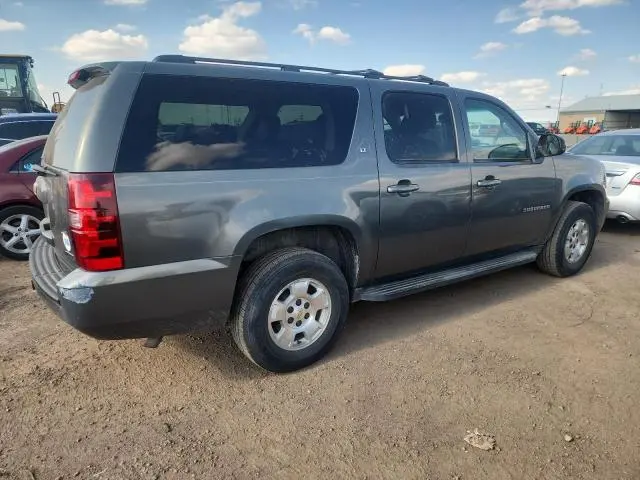 2011 CHEVROLET SUBURBAN K1500 LT  