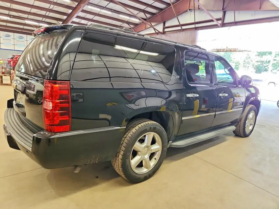 2014 CHEVROLET SUBURBAN C1500 LTZ  