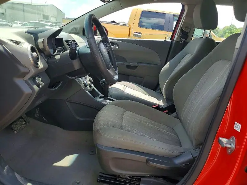 2015 CHEVROLET SONIC LT  