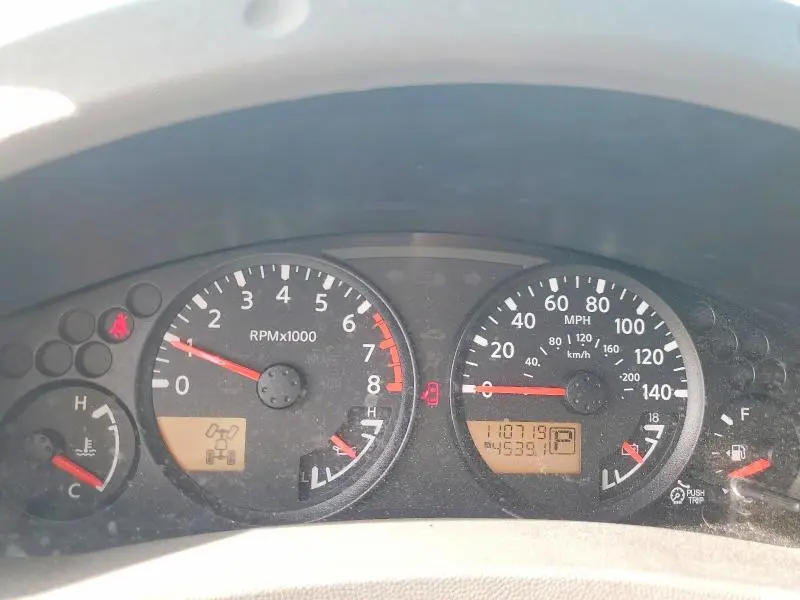 2015 NISSAN FRONTIER SV  