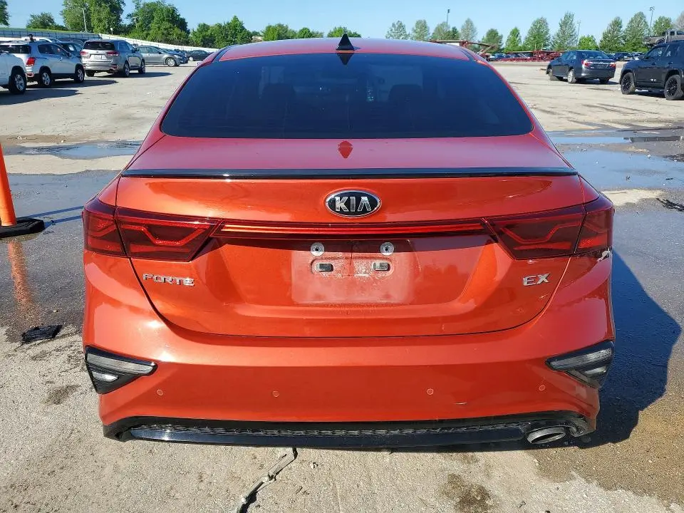 2019 KIA FORTE EX  