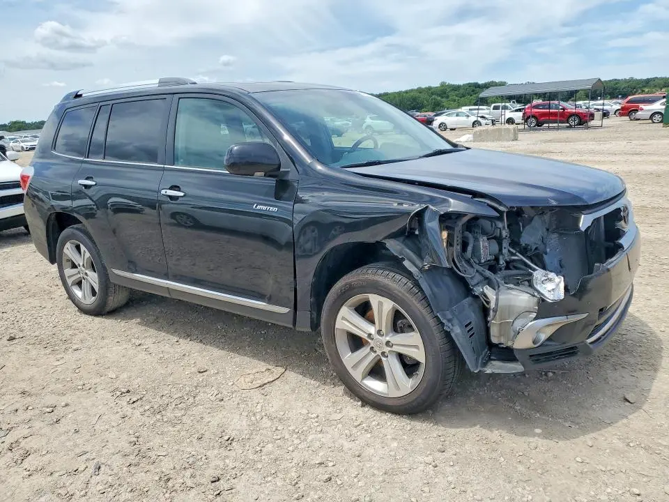 2013 TOYOTA HIGHLANDER LIMITED  