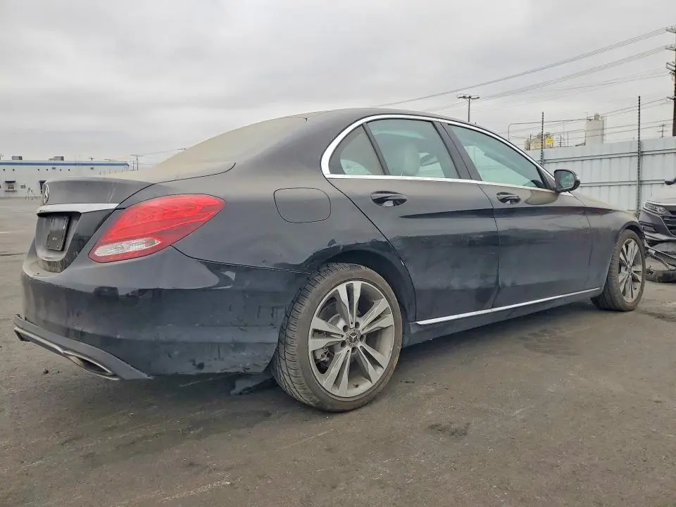 2018 MERCEDES-BENZ C 300  