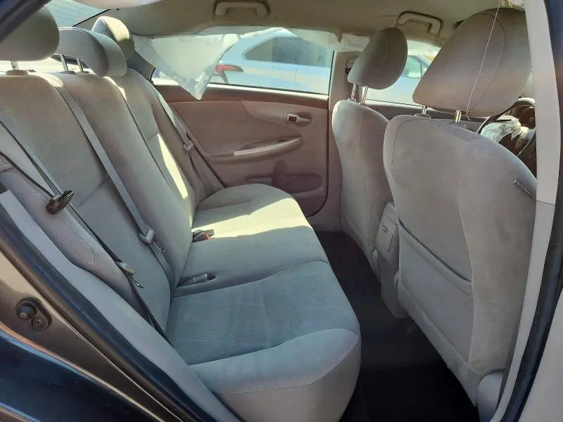 2012 TOYOTA COROLLA LE  