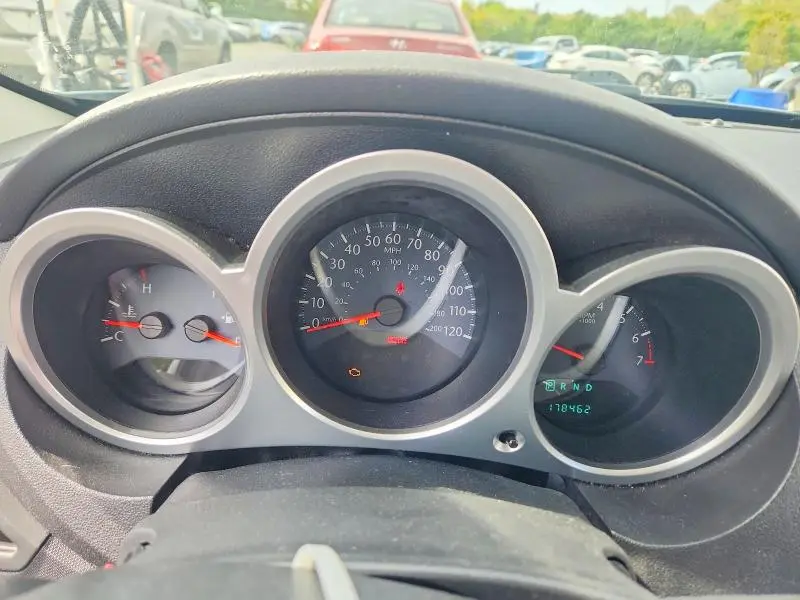 2010 CHRYSLER SEBRING LIMITED  