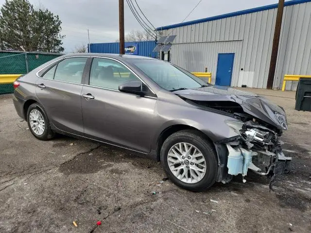 2016 TOYOTA CAMRY LE  