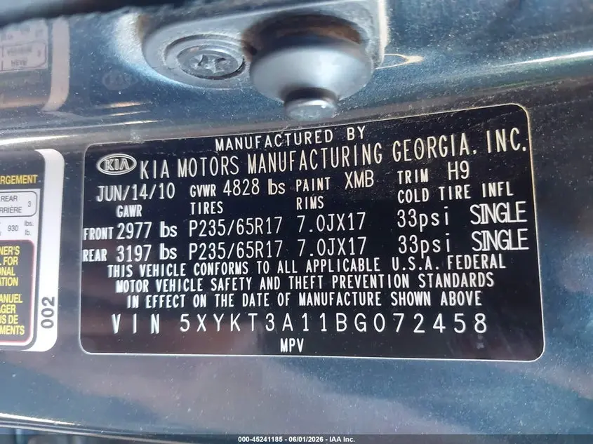 2011 KIA SORENTO LX