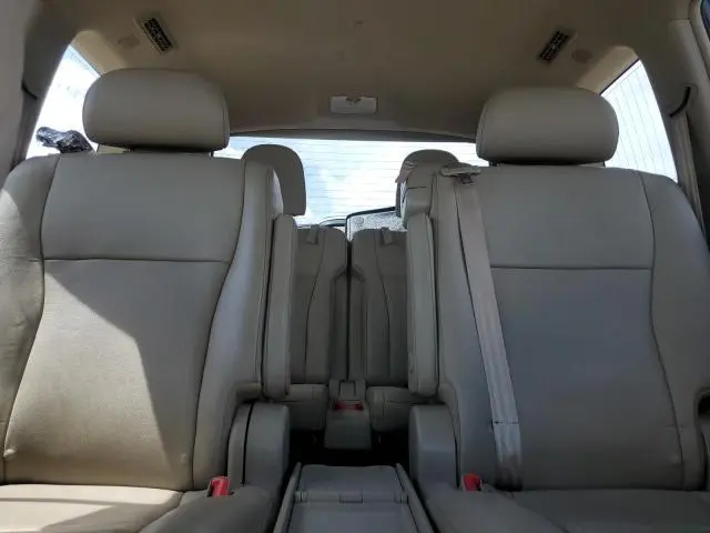 2013 TOYOTA HIGHLANDER LIMITED