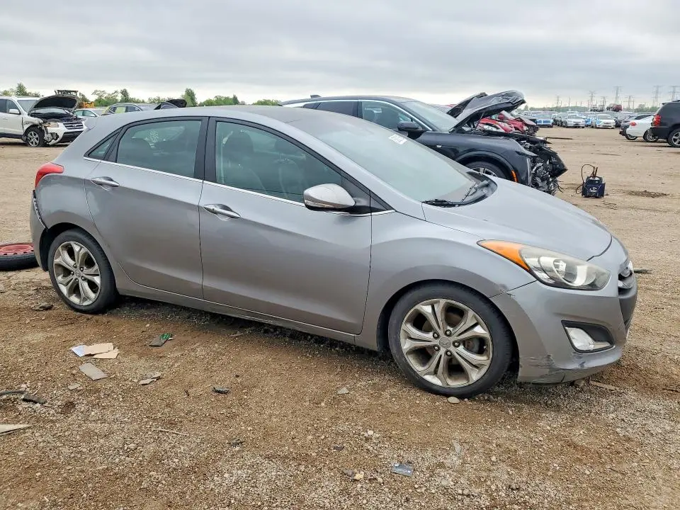 2013 HYUNDAI ELANTRA GT BASE  
