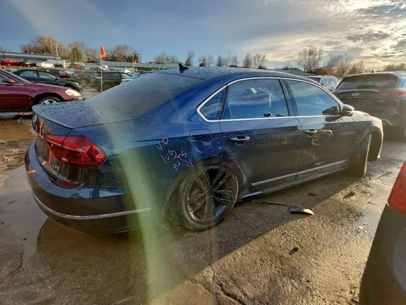 2018 VOLKSWAGEN PASSAT SEL PREMIUM  