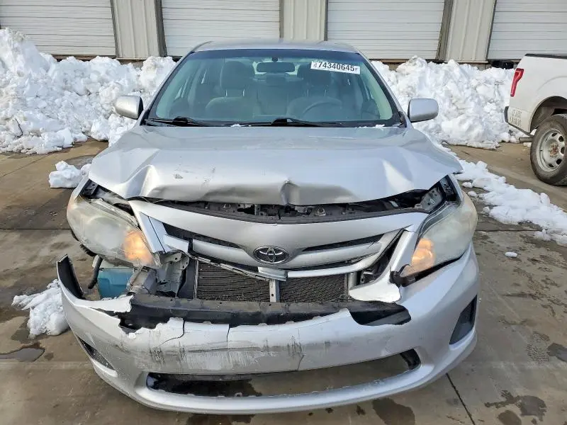 2011 TOYOTA COROLLA LE  