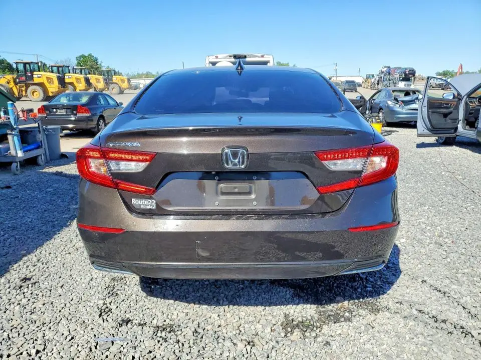 2018 HONDA ACCORD LX  