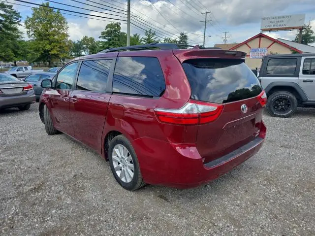 2015 TOYOTA SIENNA XLE  