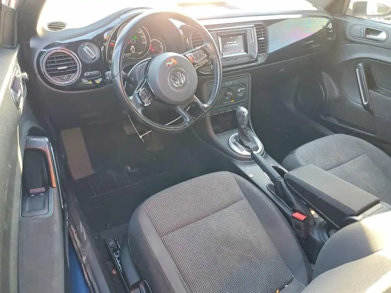 2019 VOLKSWAGEN BEETLE S  