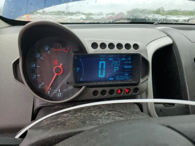 2014 CHEVROLET SONIC LT  