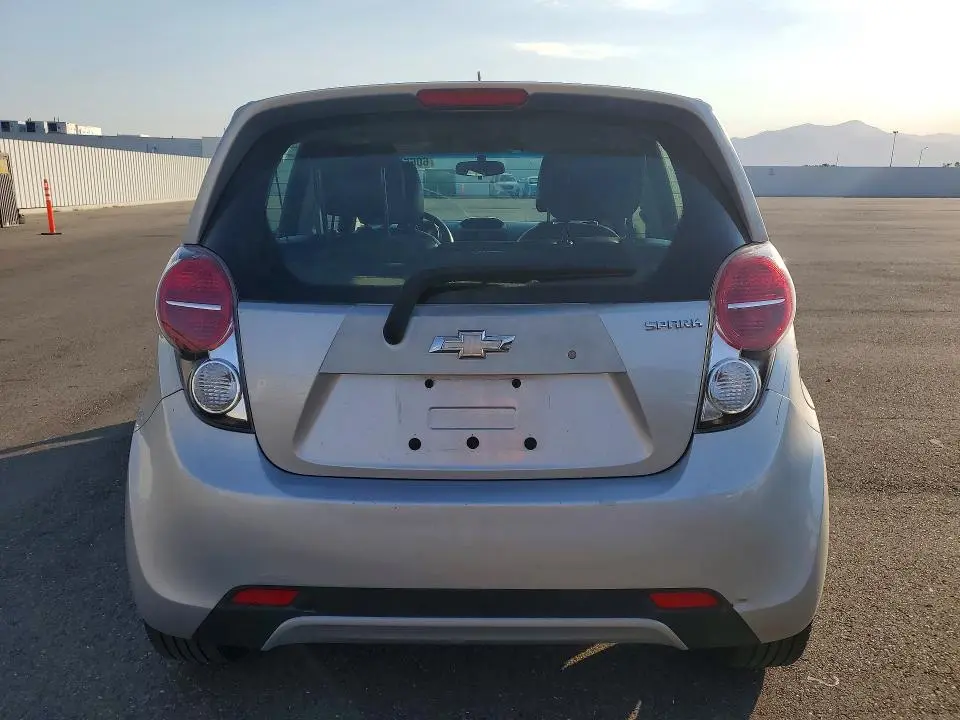 2015 CHEVROLET SPARK 1LT  
