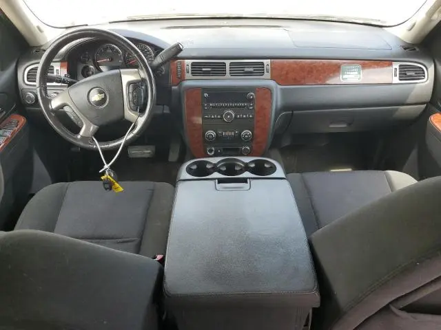 2011 CHEVROLET AVALANCHE LS