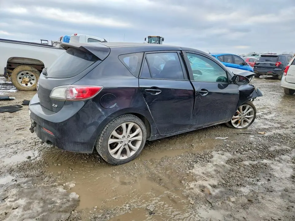 2010 MAZDA 3 S  