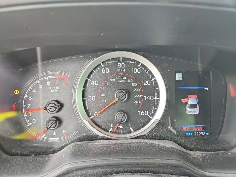 2021 TOYOTA COROLLA SE  