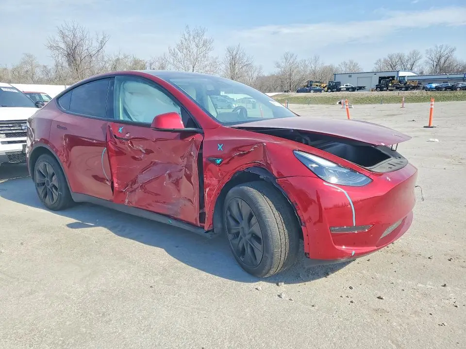 2024 TESLA MODEL Y   