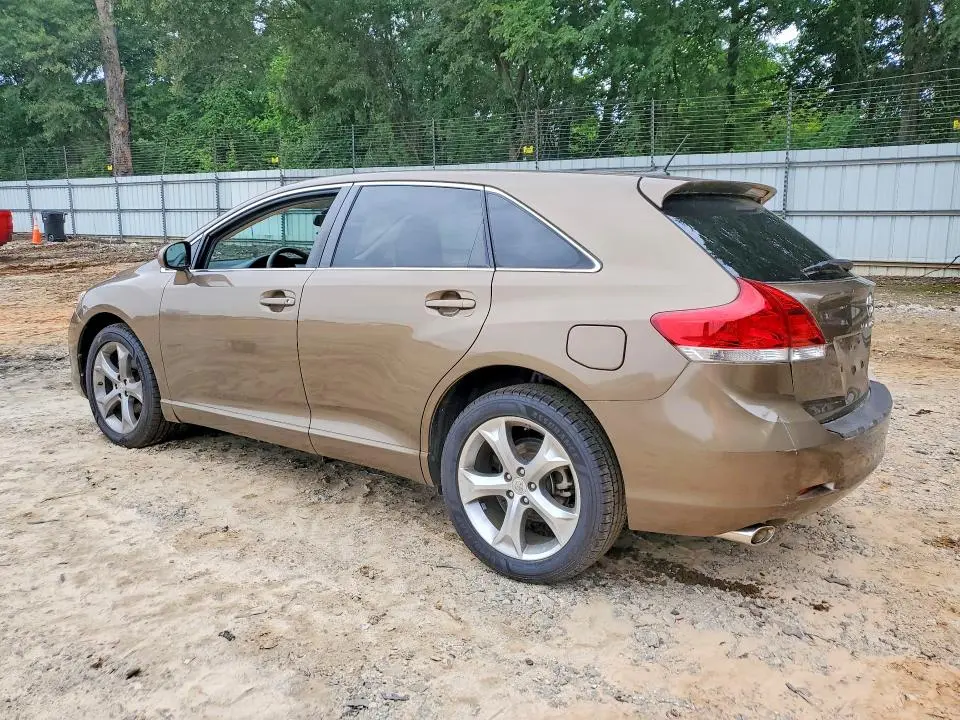 2012 TOYOTA VENZA LE  