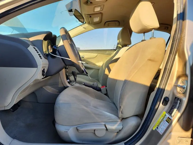 2010 TOYOTA COROLLA BASE  