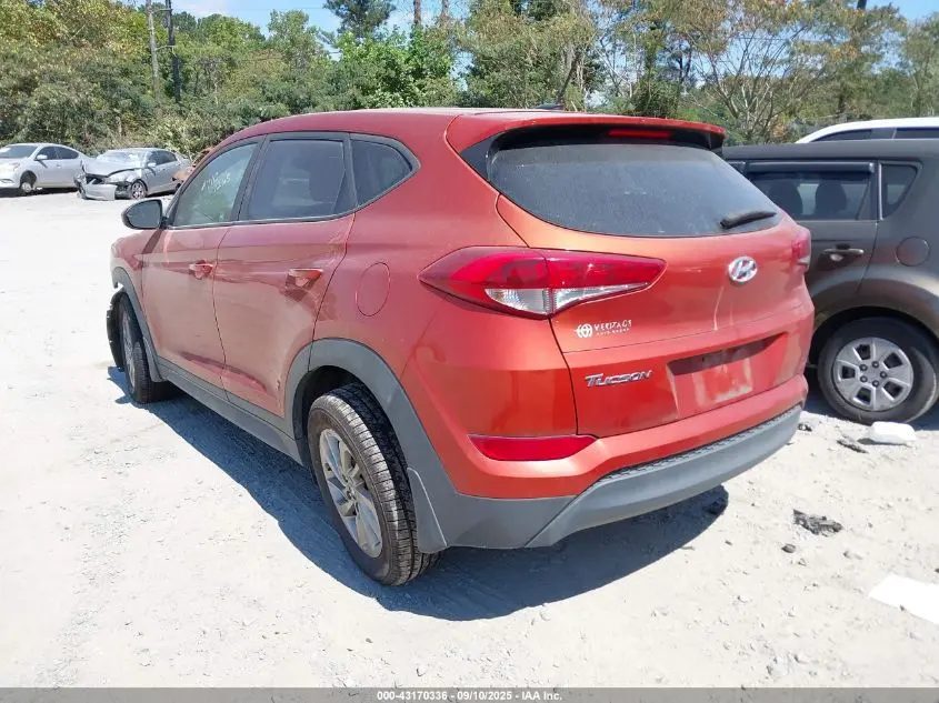 2017 HYUNDAI TUCSON SE