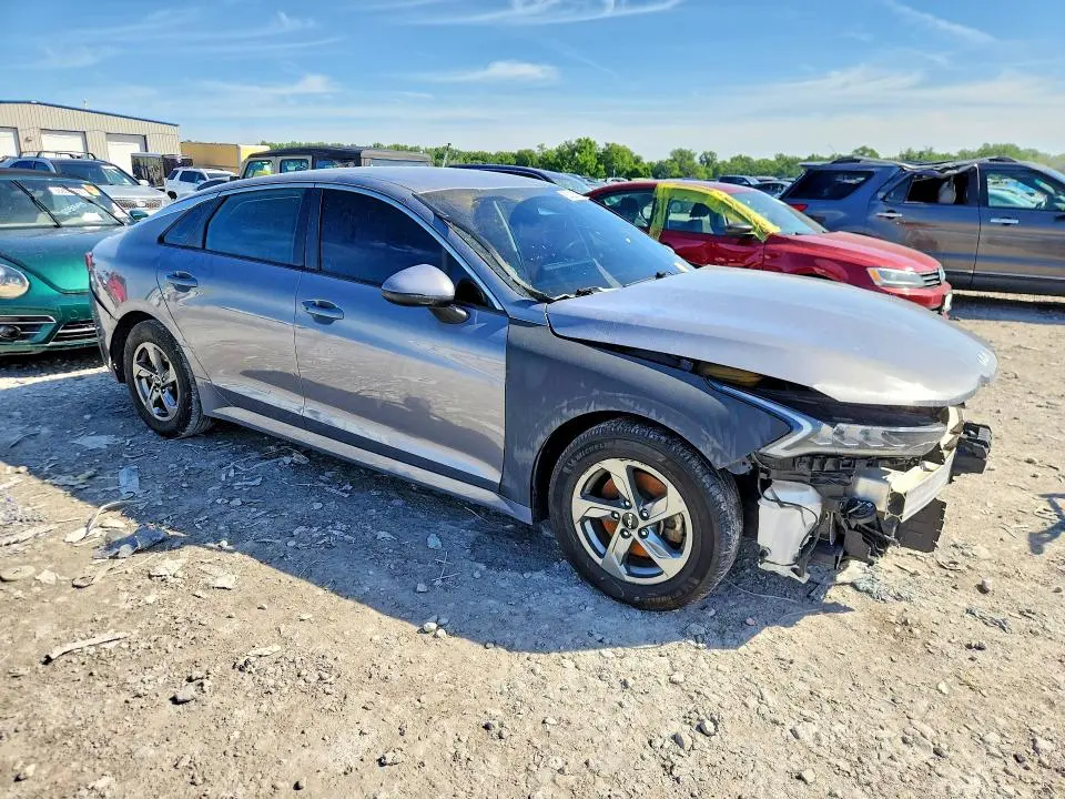 2022 KIA K5 LXS  