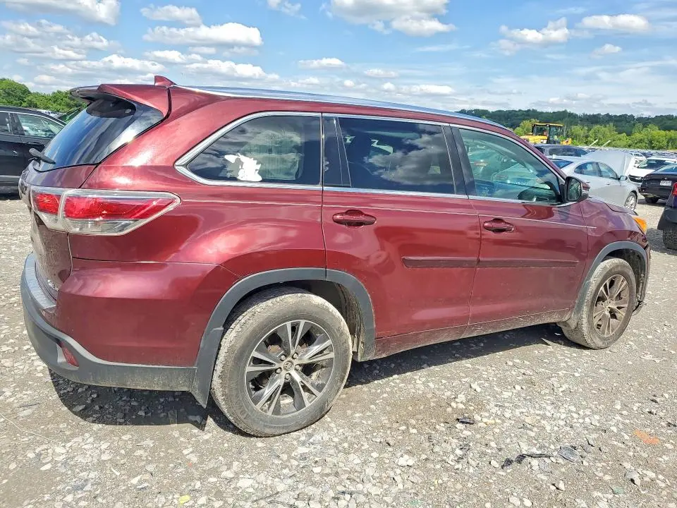 2016 TOYOTA HIGHLANDER XLE  