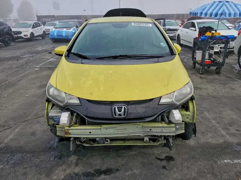 2016 HONDA FIT LX  