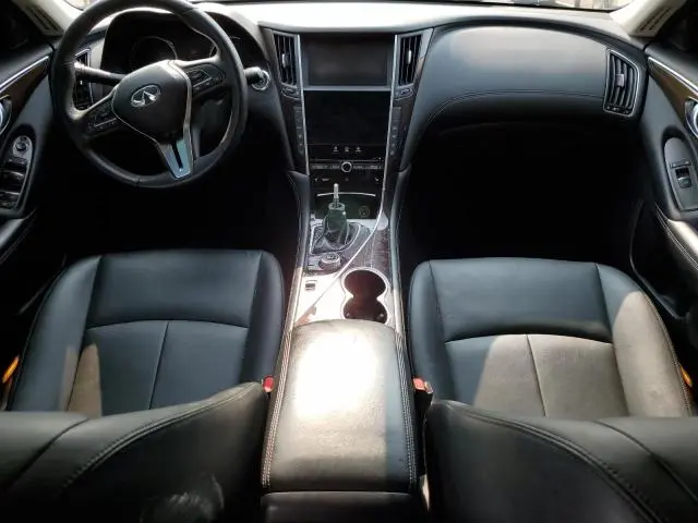 2018 INFINITI Q50 LUXE  