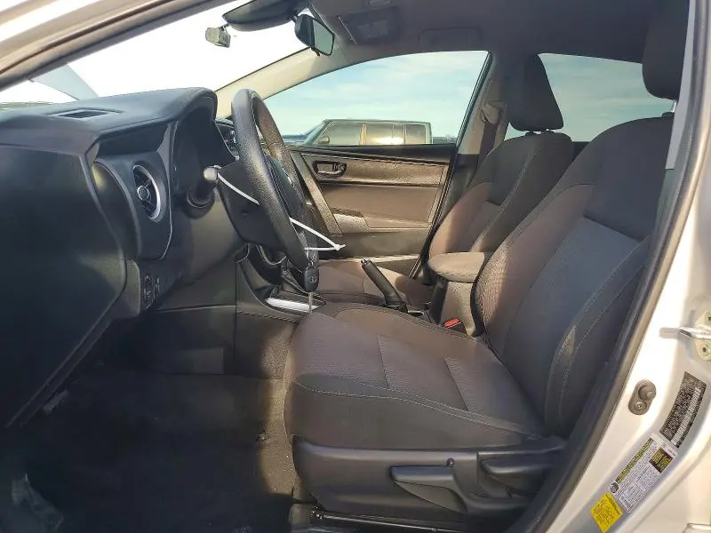 2019 TOYOTA COROLLA LE  