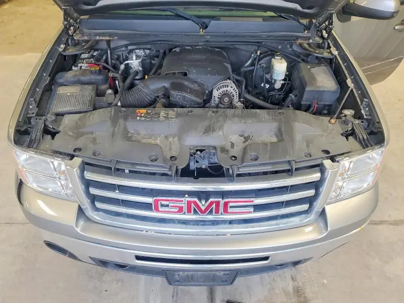 2013 GMC SIERRA K1500 SLT  